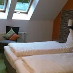 Restaurant & Freudenthal Гостевой дом
